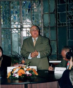 Programul Burse studențești al Fundației Niște țărani, 6 octombrie 2010, Biblioteca Metropolitană Mihail Sadoveanu București, Dinu Săraru la acordarea burselor studențești în cadru festiv