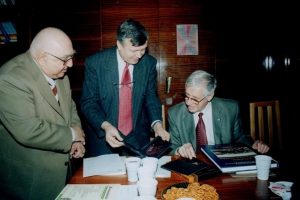 2007 Comisia UNESCO, Dinu Săraru, Alexandru Mironov, Vasile Cândea