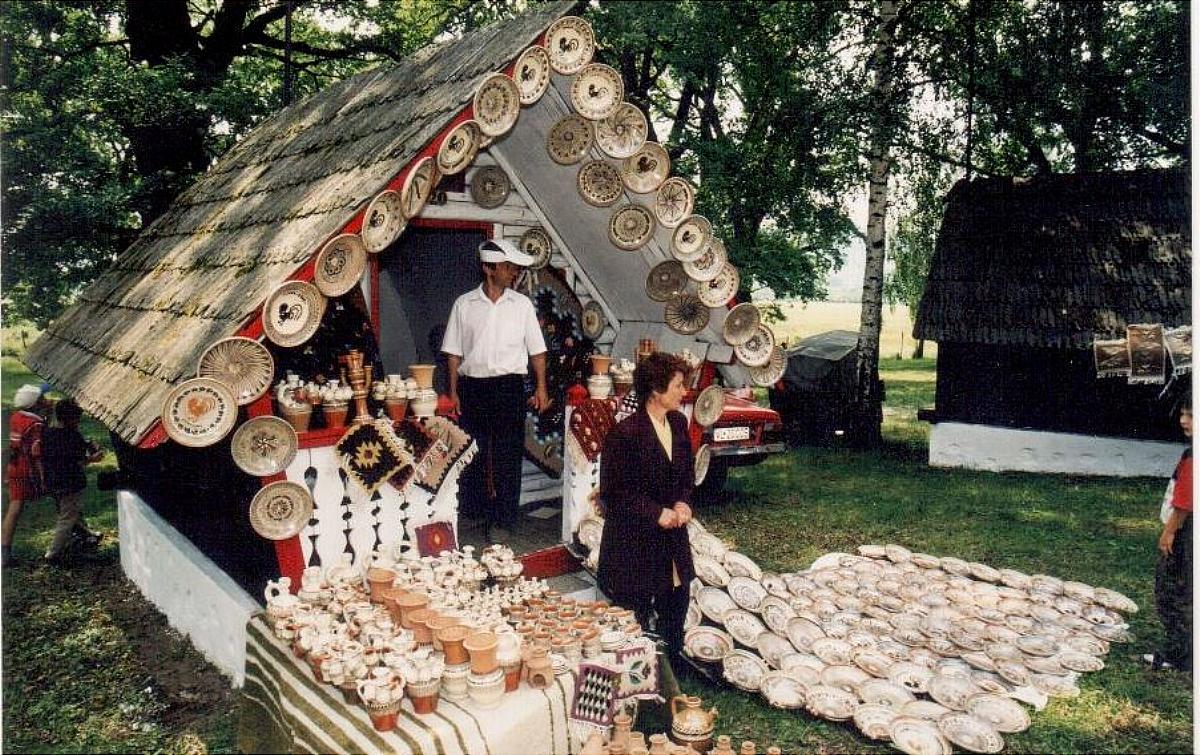 Tărgul Ceramicii Populare Românești ,,COCOȘUL DE HUREZ”, exponante ceramice