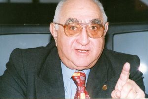 Dinu Săraru