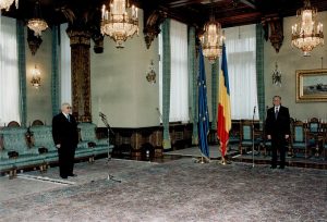 DINU SĂRARU LA COTROCENI CU ION ILIESCU
