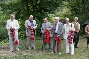 Prof.univ.dr.Ilie Bădescu Acad.Razvan Theodorescu Dinu Sararu prof.univ.dr.Vasile Cândea - președintele A.O.S.R. Nicolae Dragos