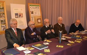 gl.lt.(r) conf.univ.dr.Olimpiodor Antonescu – președinte al Fundației Naționale ,,Niște țărani", Dinu Săraru – președinte fondator al Fundației Naționale ,,Niște țărani", acad.Constantin Bălăceanu-Stolnici, prof.univ.dr.Valeriu Râpeanu, Vartan Arachelian