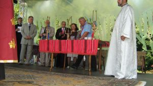 Deputat Aurel Vlădoiu, Răzvan Theodorescu, Ion Cîlea- președintele Consiliului Județean Vâlcea, Elena Murariu- pictor restaurator, Dinu Săraru- președinte fondator al Fundației ,,Niște țărani", ec.Sorin Romcescu – primarul comunei Slătioara,Vâlcea